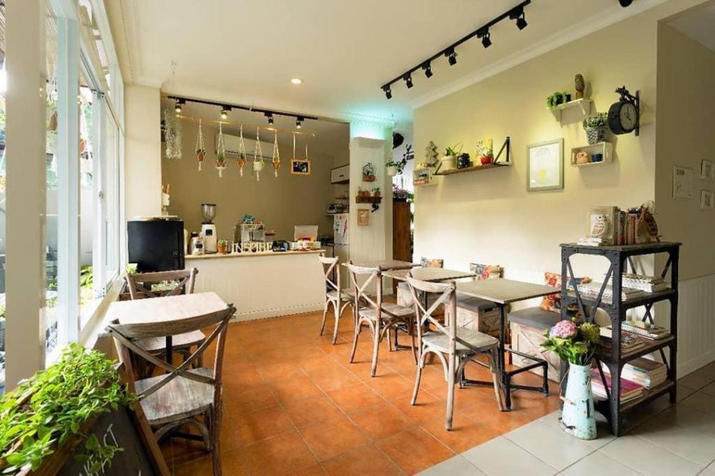 Cottonwood Bed & Breakfast House Bandung Exterior foto